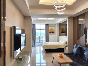 Wiwi Formosa Residence - Kitchen-Balcony-Netflix